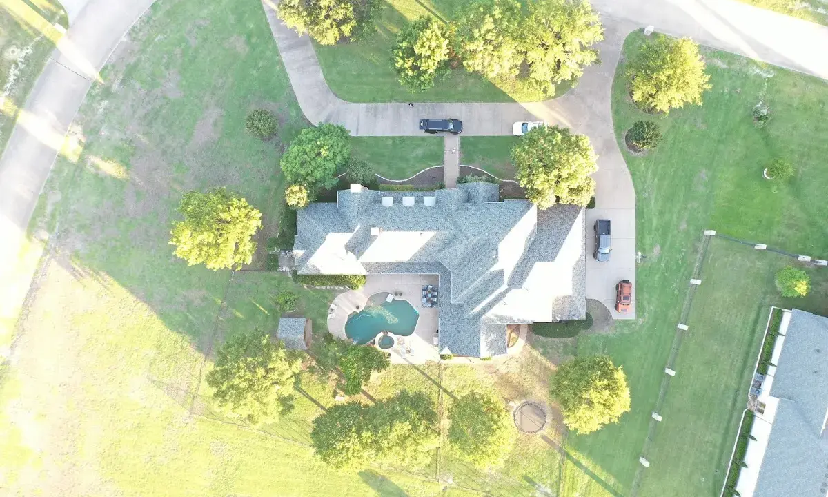 New shingle roof installation on a home in Lake Alfred